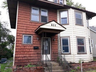 511 E Lincolnway, La Porte, IN, 46350