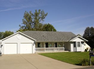 2667 5th St E, Maplewood, MN 55119