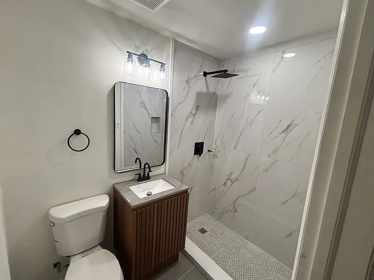 3393 Clairmont Rd — Photo 5