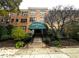 40 Jamaicaway APT 2, Boston, MA 02130
