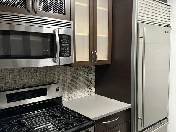 445 Fifth Avenue image 6 of 24