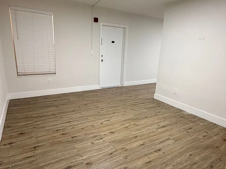 2999 W Flagler St — Photo 8