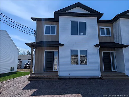 148 Ernest St Photo 1