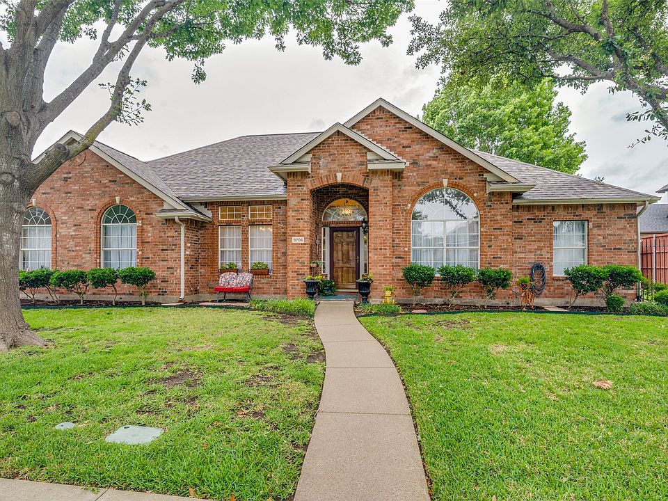 1st image of 8706 Brookhollow Dr