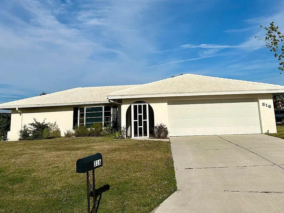 316 Matisse Cir S