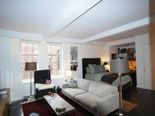 Rented by Sotheby's International Realty | media 2
