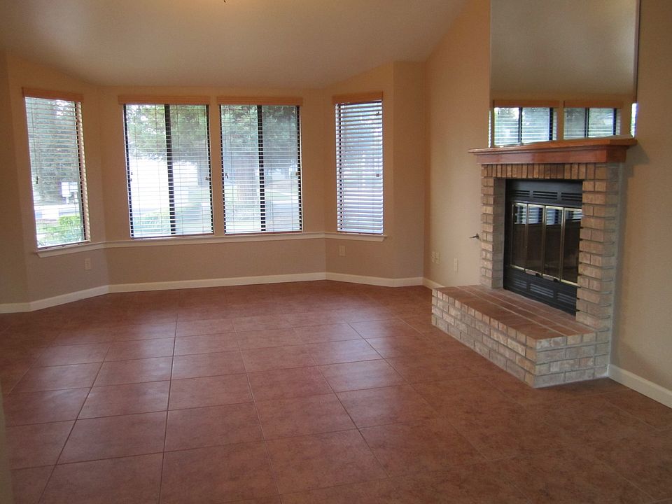 1st image of 1194 Palo Alto Ave