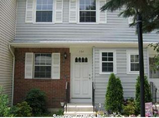 134 E Gate Ln, Hamden, CT 06514