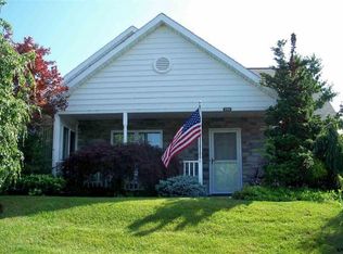 2106 Bayberry Ln, York, PA 17403