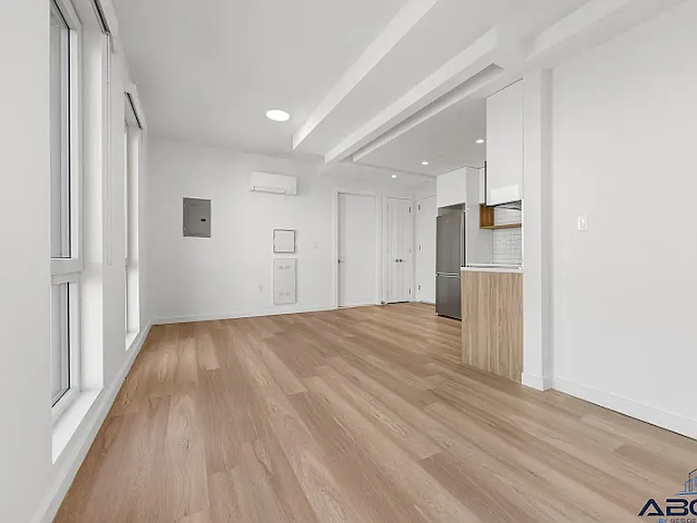 100 Lenox Rd #7K — Photo 2