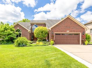 51975 Copper Creek Ct, Chesterfield, MI
