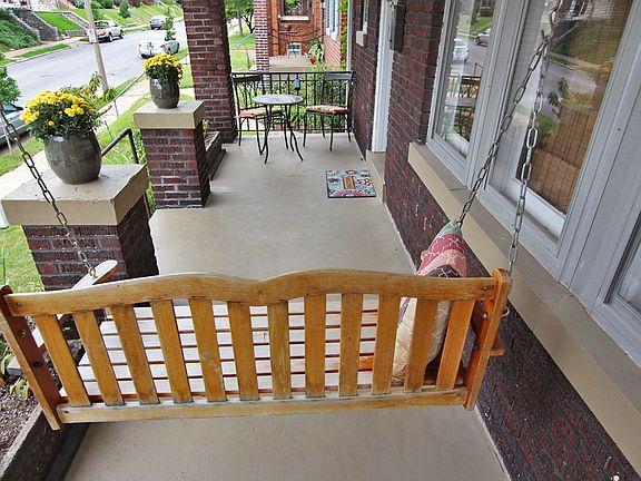 2nd image of 4937 Itaska St