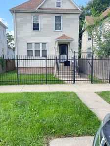 8510 S Peoria St, Chicago, IL, 60620