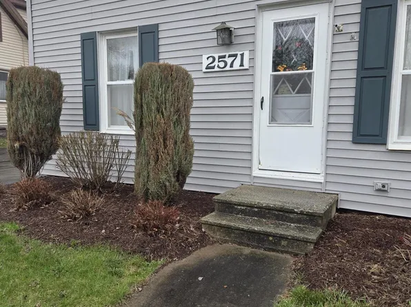 2571 Chateaugay St, Fort Covington, NY 12937