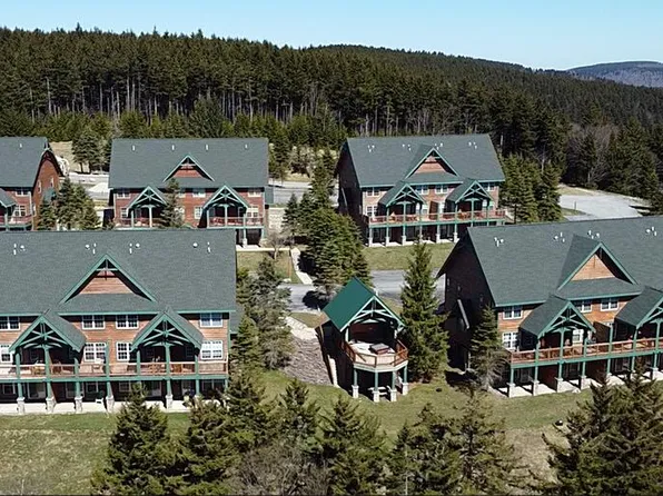 4 27th Cp, Snowshoe, WV 26209