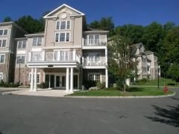 2107 Peer Pl #2107, Denville, NJ 07834