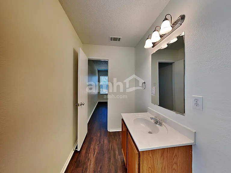 10136 High Eagle Trl — Photo 13