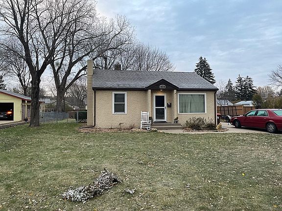 4th image of 1126 Dayton Ave