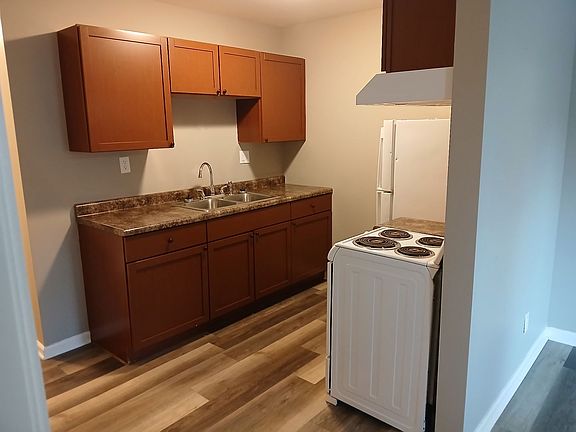 2nd image of 725 E McNeil Ave #6