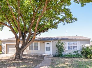4826 7th St, Lubbock, TX 79416