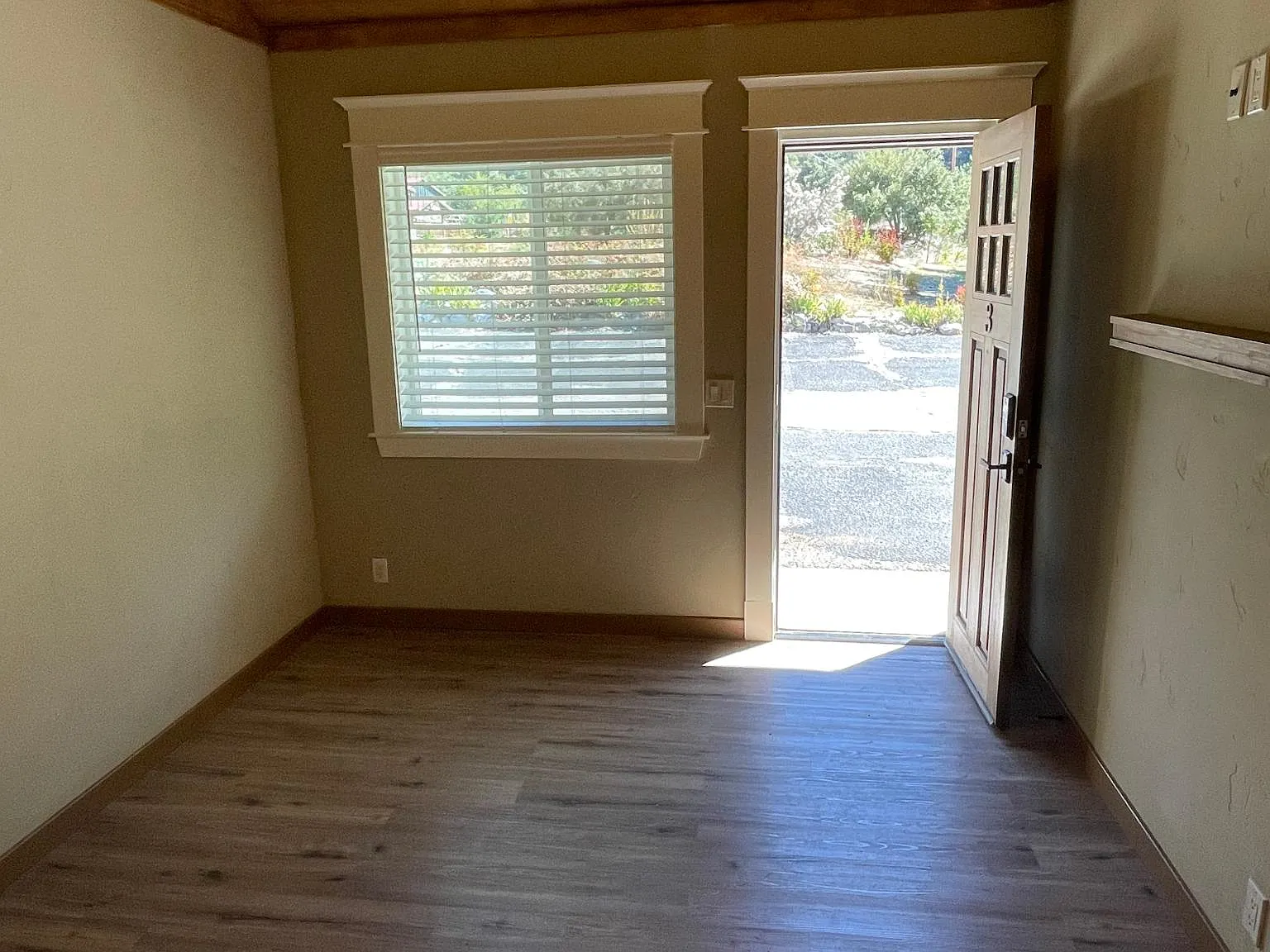 6869 Mount Baldy Rd — Photo 4