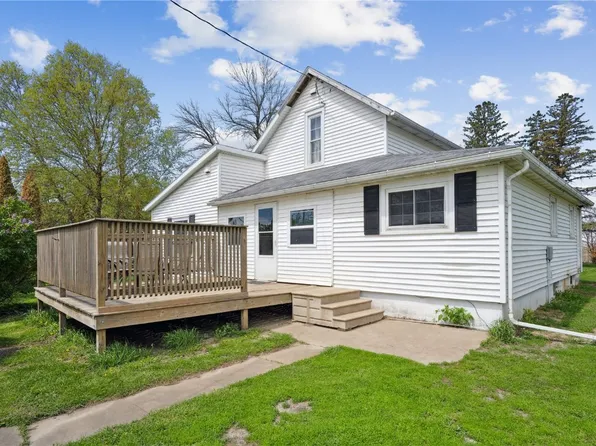 304 N Nesbit Rd, Waterloo, IA 50703