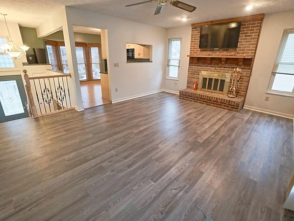 4th image of 7962 Fawncreek Dr