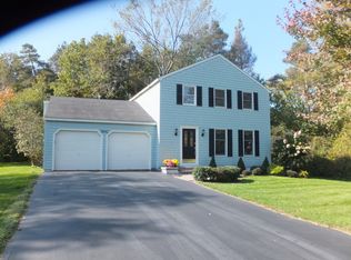 8842 Wandering Way, Baldwinsville, NY 13027