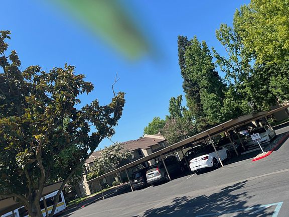 2nd image of 7336 Greenhaven Dr APT 152