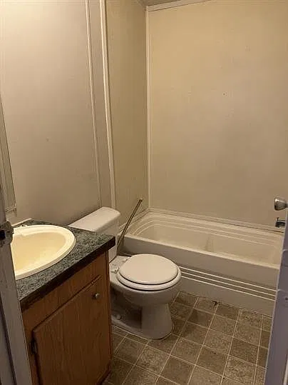 19 Staubs Ct — Photo 3