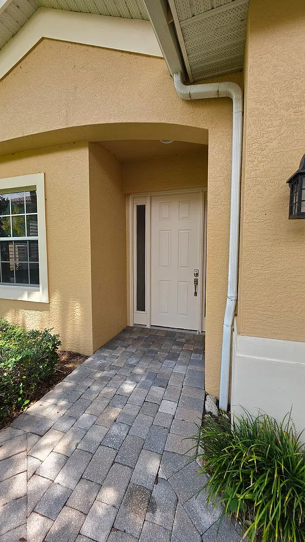 3 bedroom 3 bathroom 2 car garage townhome in Mission Inn. — Photo 4
