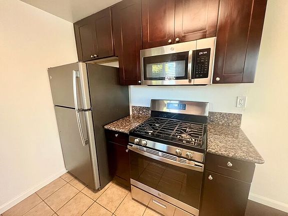 3rd image of 3711 Wilson Ave #C