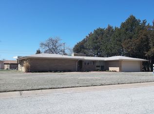 1514 N Poplar St, Wellington, KS 67152