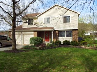 10 Mapleview Ct, Cincinnati, OH 45236