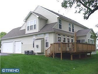 2nd image of 3232 Griggs Dr