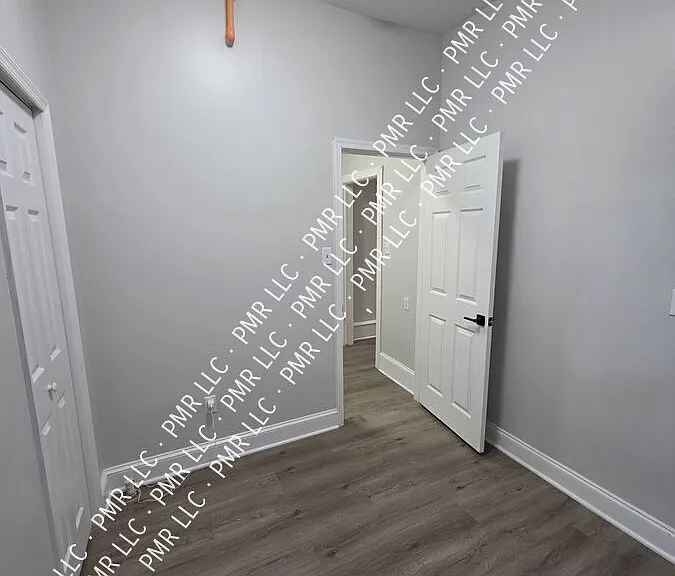 5028 N 12th St #1 — Photo 15