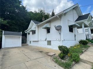 1130 Clifton Ave, Akron, OH 44310