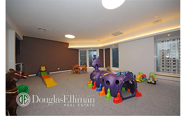 Rented by Douglas Elliman | media 29