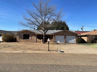 1305 Jefferson St, Plainview, TX 79072