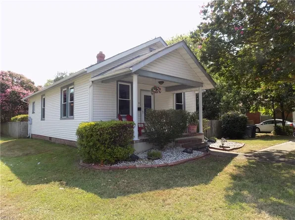 230 Powhatan Pkwy, Hampton, VA 23661