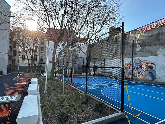2nd image of 1178 E New York Ave APT 2F