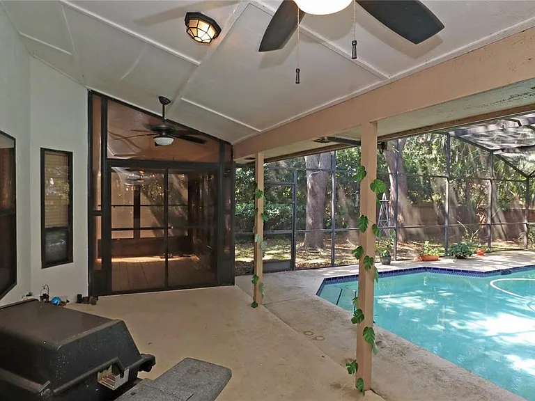 5722 Bay Side Dr — Photo 22