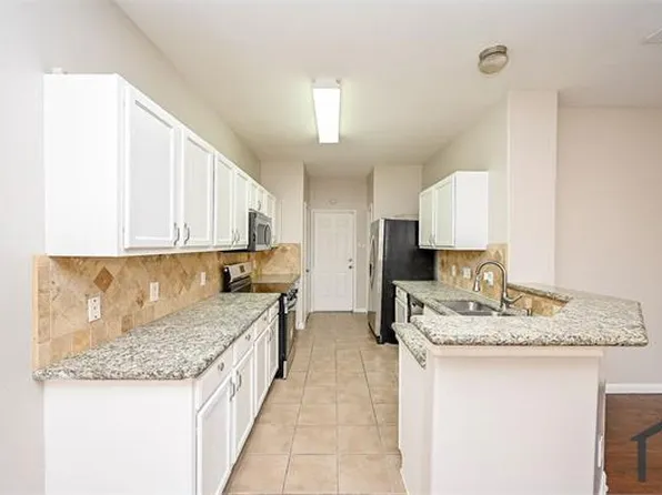 6127 Yorkglen Manor Ln, Houston, TX 77084