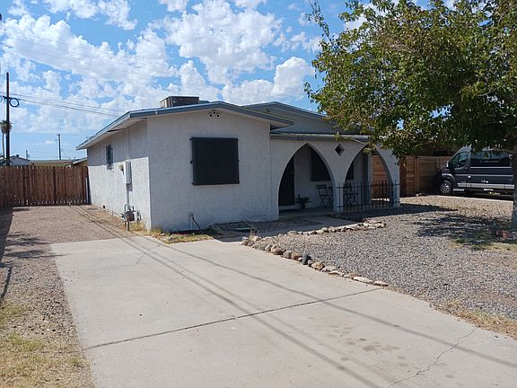 2nd image of 1925 Margarita Ave