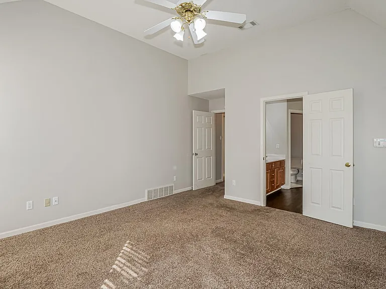 5041 Thornebrook Cv — Photo 11