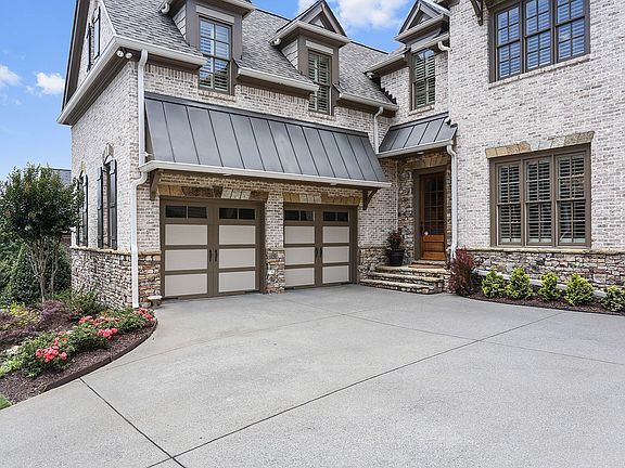 5th image of 1923 Sadler Dr SE