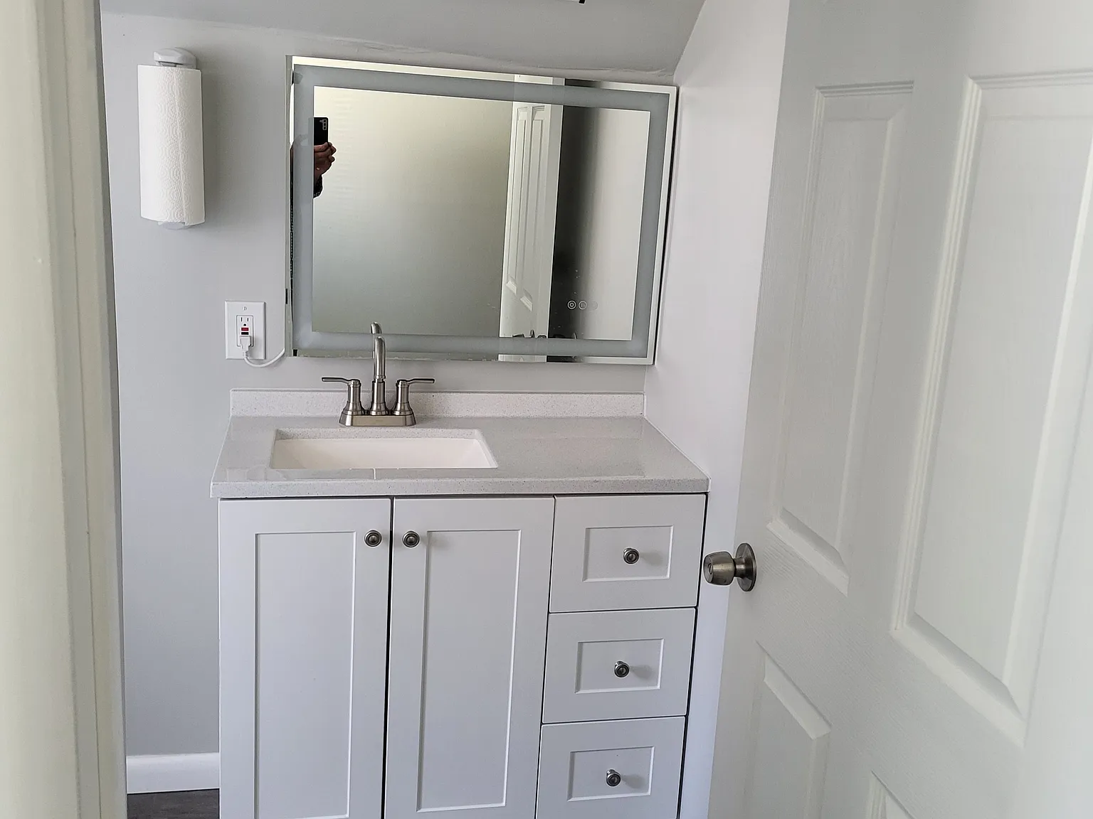 2 bed, 900 sqft, $1,400 — Photo 4