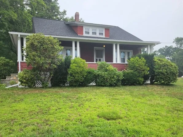 72 W Main St, Dudley, MA 01571