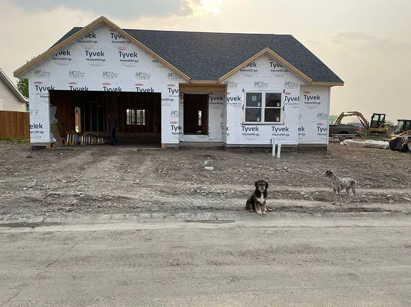 1256 N 16th St E, Riverton, WY 82501