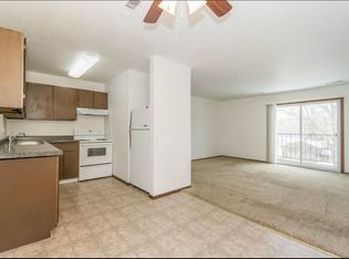 Scenic Dr 3223 - 1, Cedar Falls, IA 50613